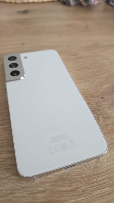 Samsung S22 z 2023 roku