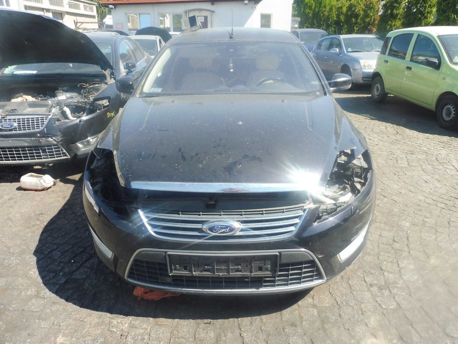 Ford Mondeo MK4 na części maska drzwi klapa błotnik lusterko zderzak