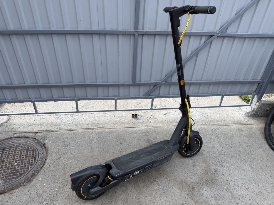 ninebot max g2 Повністю справний