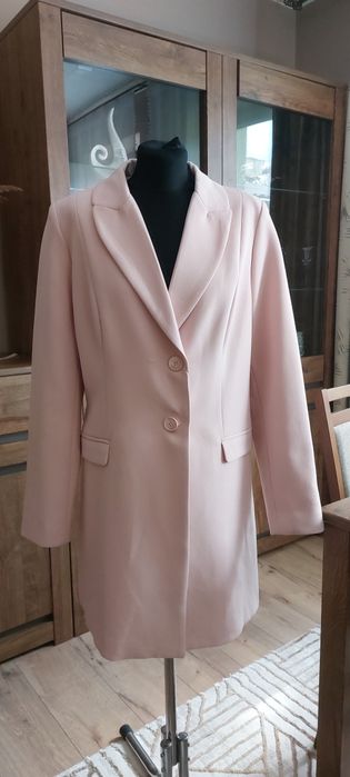 Nowy wiosenny płaszcz Mohito 42xl .pudrowy róż