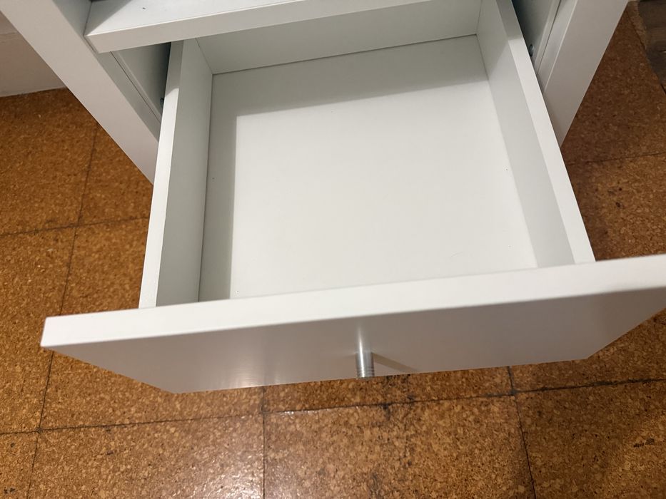 Secretária Micke Ikea