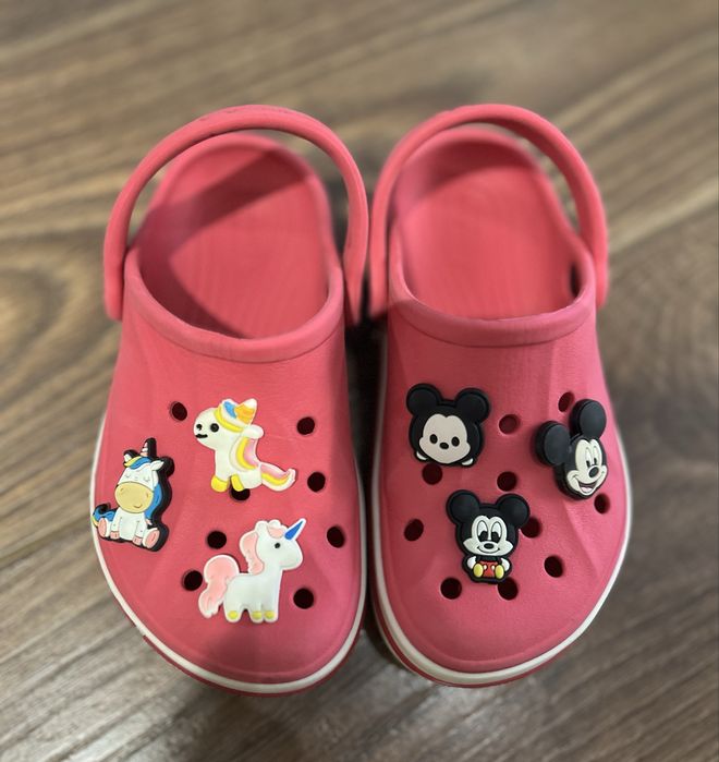 Продам Crocs c11