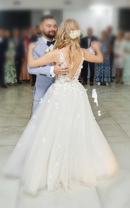 Piękna Suknia Ślubna