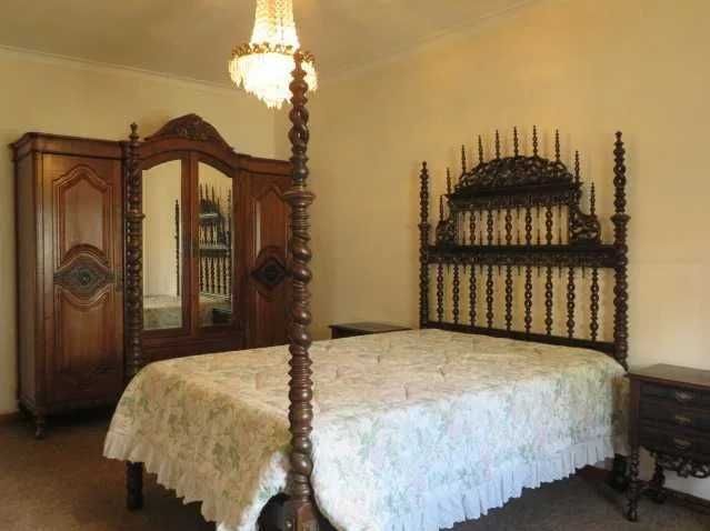 Cama Bilros Dossel Mogno de Cuba