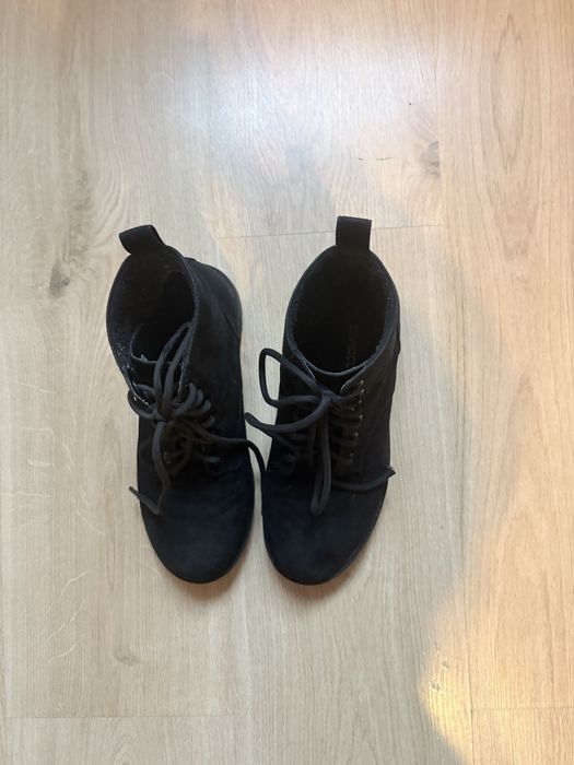 Botki Damskie H&M Divided Czarne 37 Zamszowe Sznurowane Używane bdb
