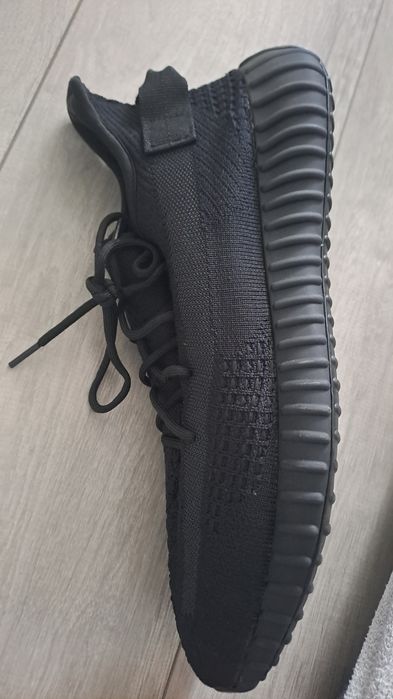 Кросівки adidas 45