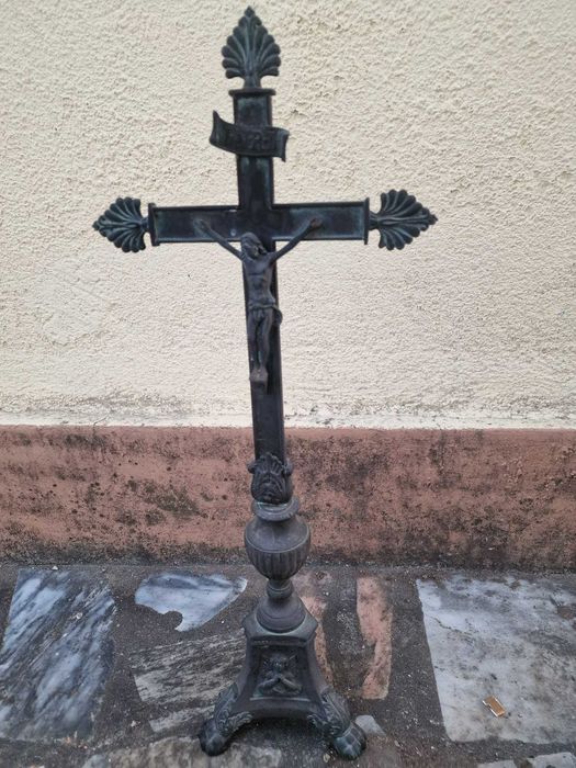 coleção de 13 artigos religiosos