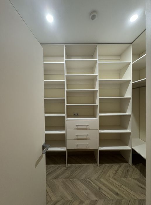 Продаж квартир центр м.Свалява елітна Новобудова