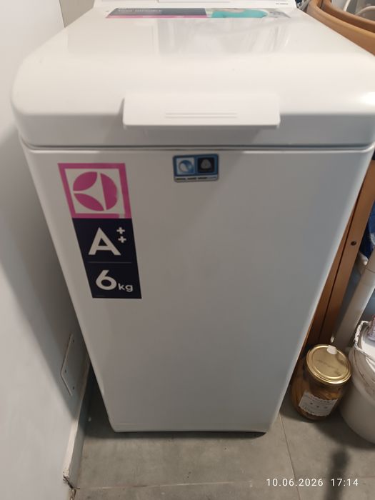 Pralka Electrolux ładowana od góry
