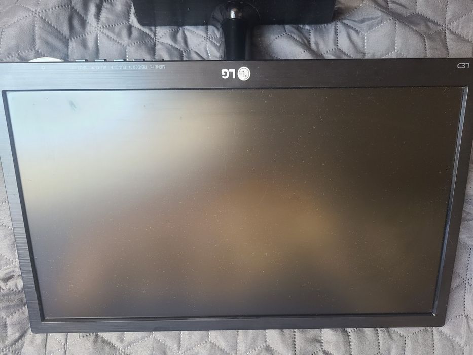 Монитор LG, 75 герц,19 дюймов