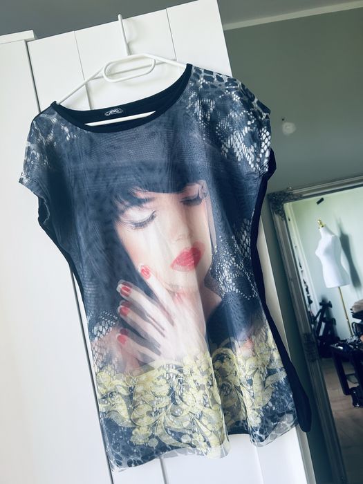 T-shirt z twarzą kobiety 3D