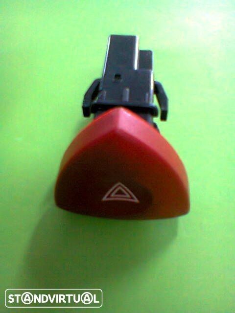 Botao 4 piscas Renault Laguna II Master Trafic Opel Vivaro Movano