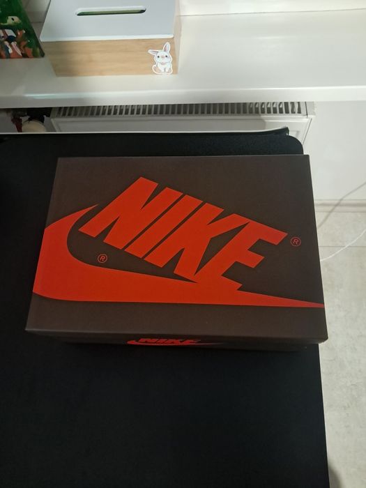 Nike jordan 1 high travis scott
