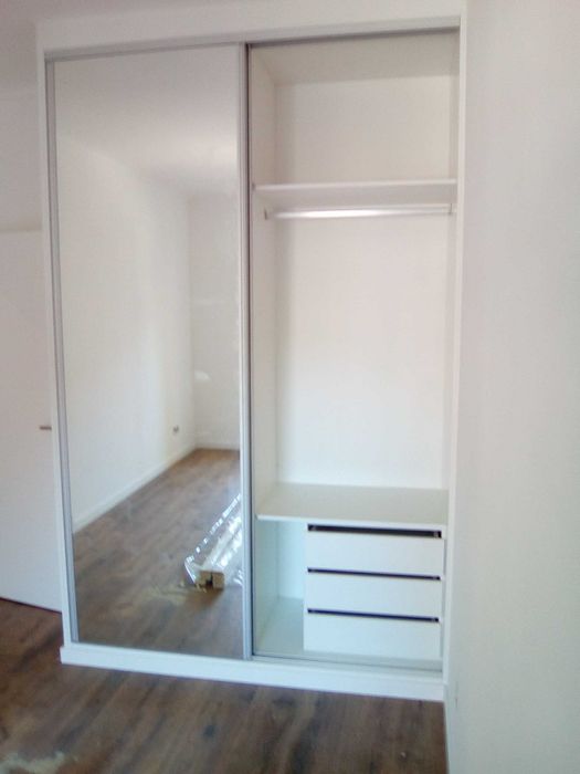 Cozinhas, roupeiros e portas de interiores