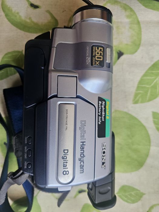 Видеокамера Sony DCR-TPV145E