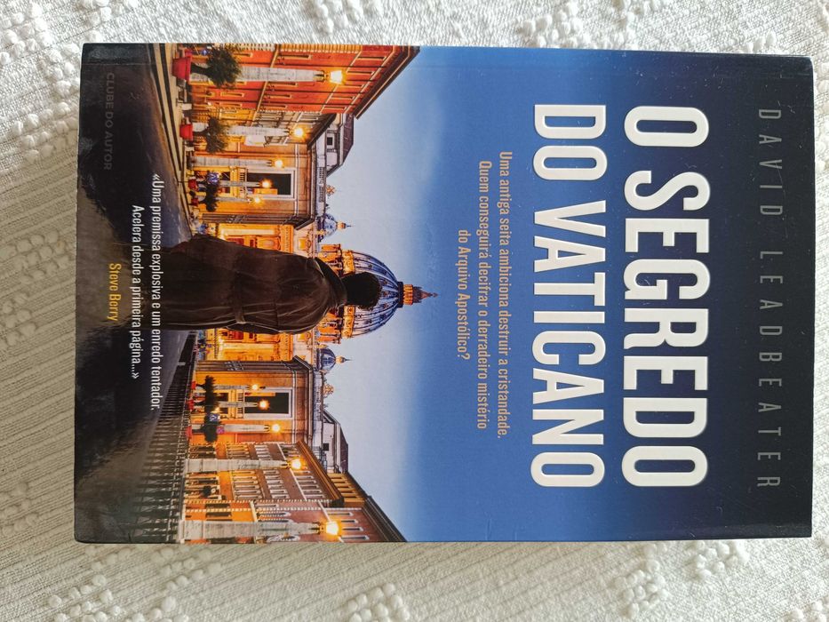 Vendo livro " O Segredo do Vaticano"
