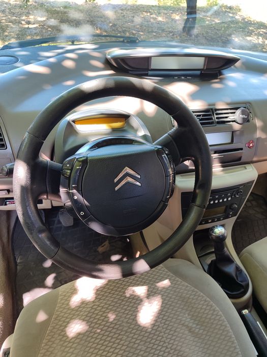 Автомобіль Citroen C4 2004р