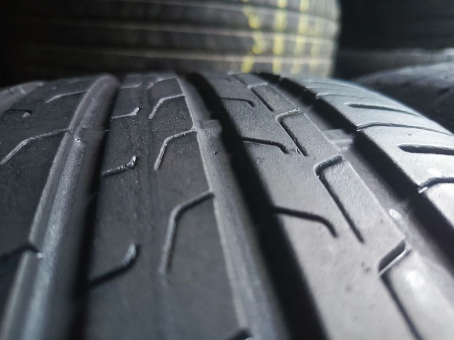 Sprzedam bardzo ładne opony Continental 225/45 r18