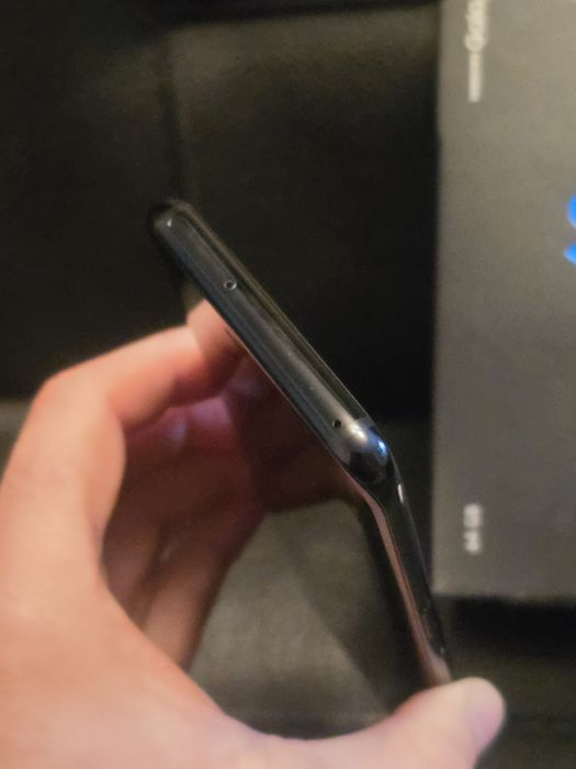 Samsung s8 капсула часу