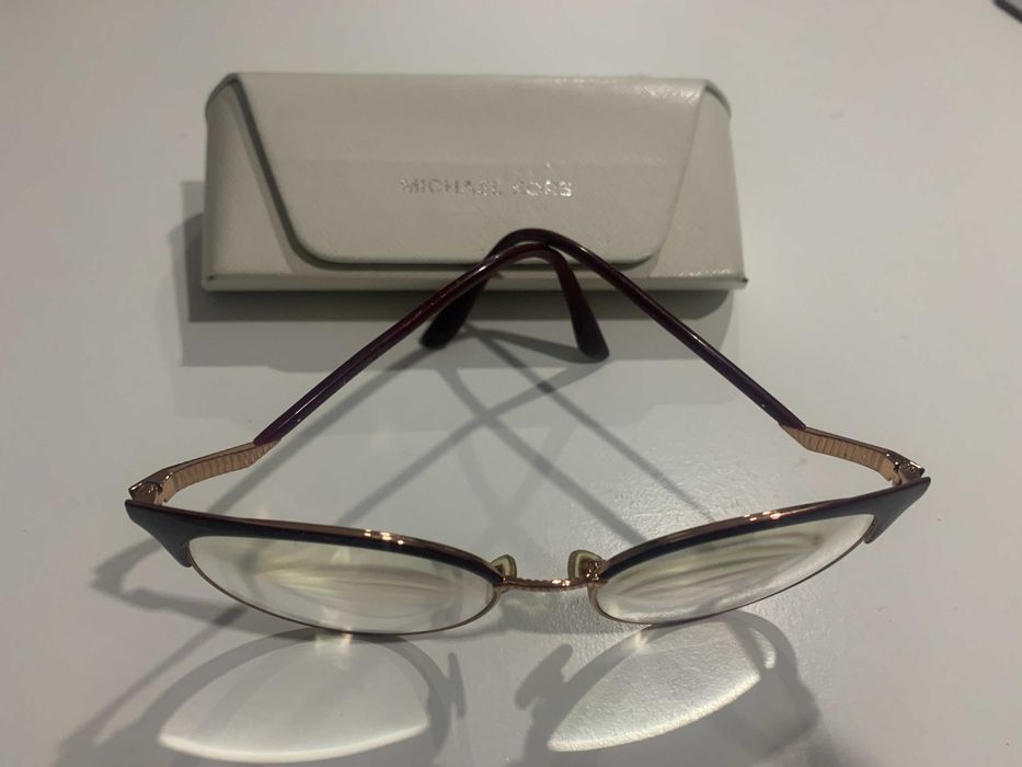 Óculos com lentes progressivas, cor bordô/dourado, MICHAEL KORS