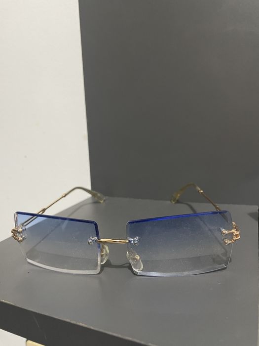 Óculos em estado novo