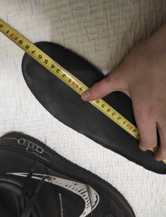 Кросівки Nike force 1 оригінал 
42р. 28-27.5см  довжина устілки 
Верх