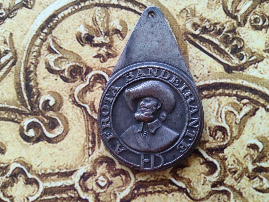 30126#Medalha emblema Brasil Frota Bandeirante