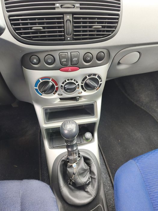 Fiat Punto — fotografia 7