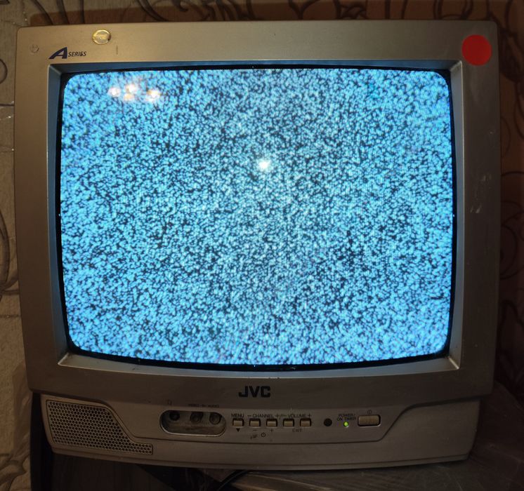 Телевизор JVC, б/у