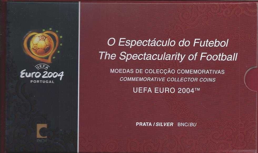EURO  2004 Moedas BNC Prata  3 de  8  euros o Espetaculo