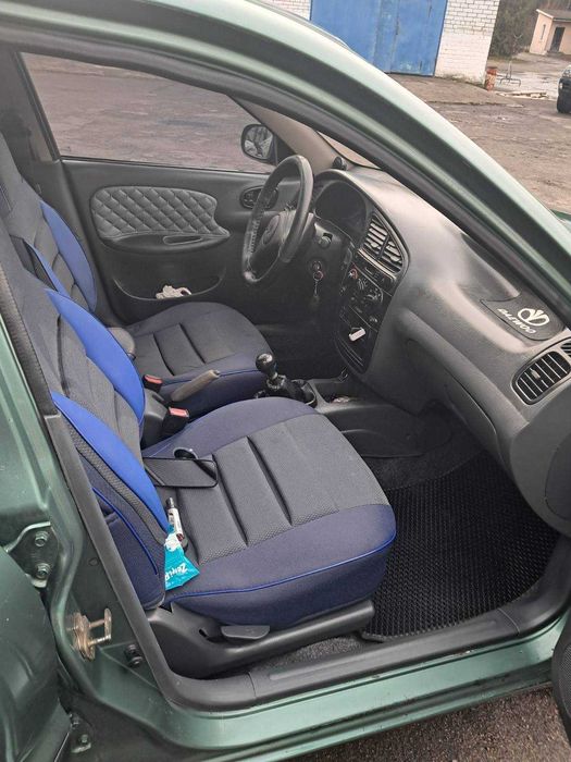 Deo Lanos Хетчбек 2009 рік.  1.5 Газ-бензин.