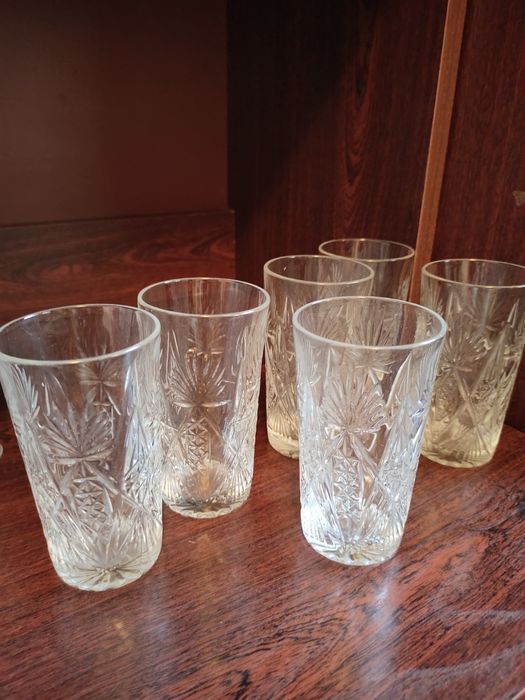 Кришталеві склянки