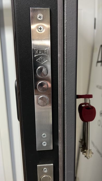 Дверь входная Распродажа