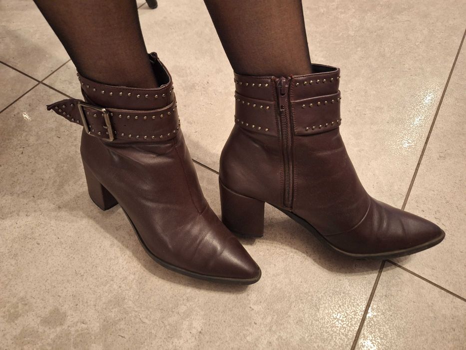 Botki damskie na obcasie, bordowe MOHITO - rozmiar 38.