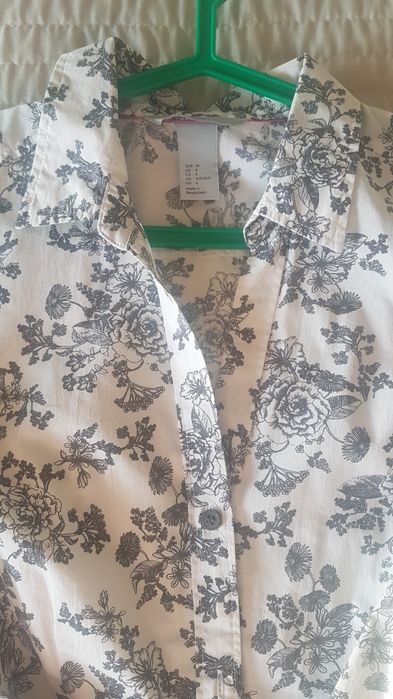 Elegancka taliowana koszula