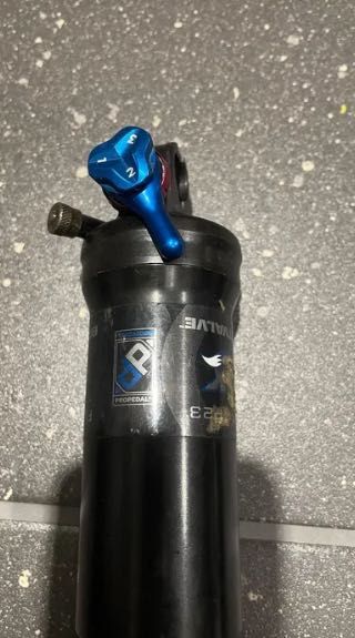 Fox FLOAT RP23 Damper tylni rowerowy 218x63 oczko Specialized