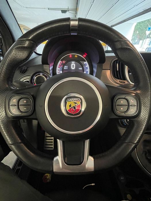 Abarth 595C 1.4 T-Jet Pista