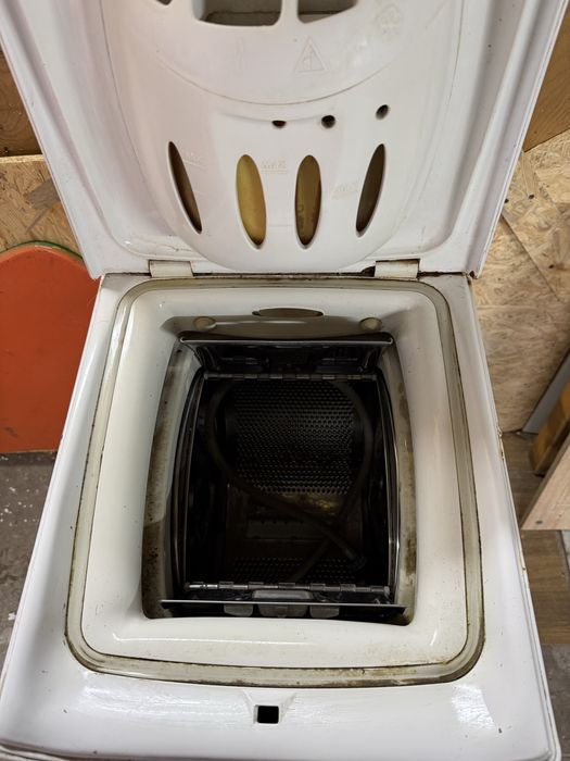 Пральна машина Candy CTY 84