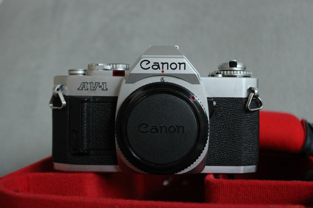 canon av 1 - купити фототехніку, відеотехніку - Ціна на OLX.ua