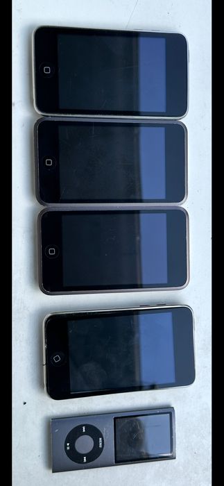 Продам iPod одним лотом чи поштучно