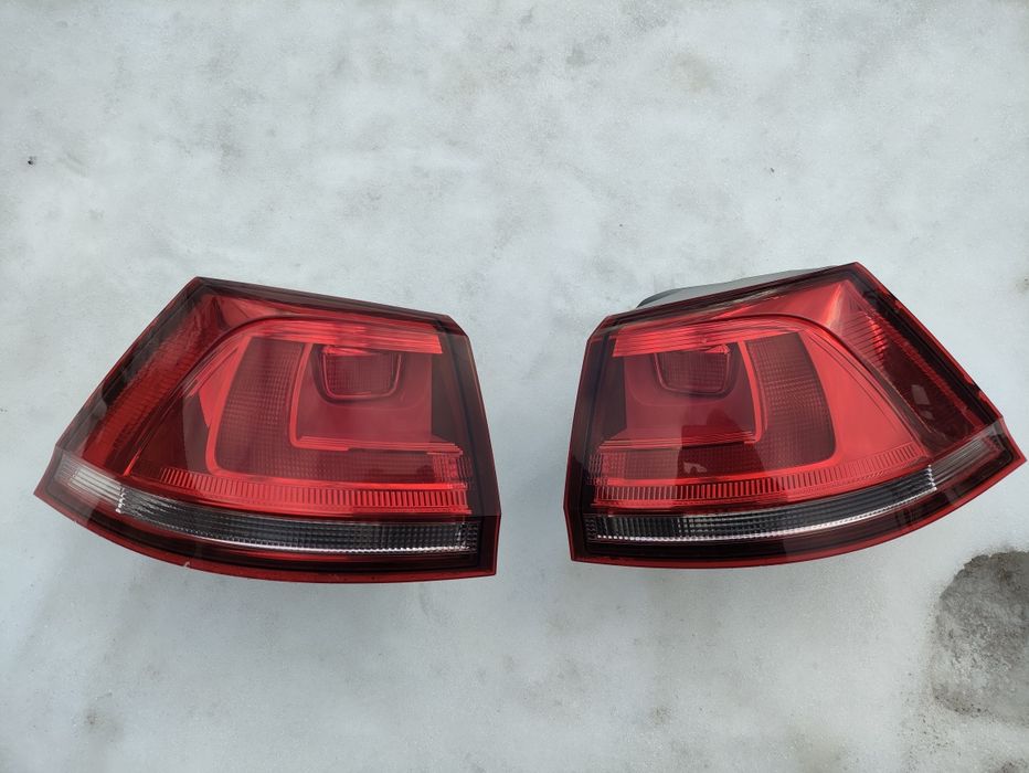 Volkswagen Golf VII комбі універсал задні ліхтарі 5G9945095 5G9945096