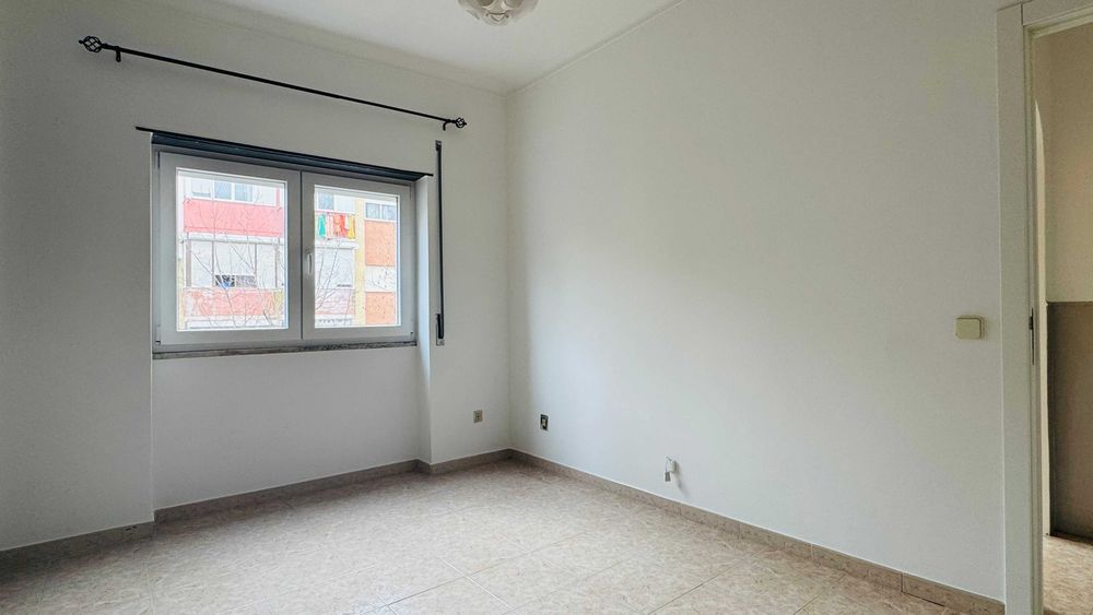 Apartamento t2 à venda na Rua Maria Lalande, 30