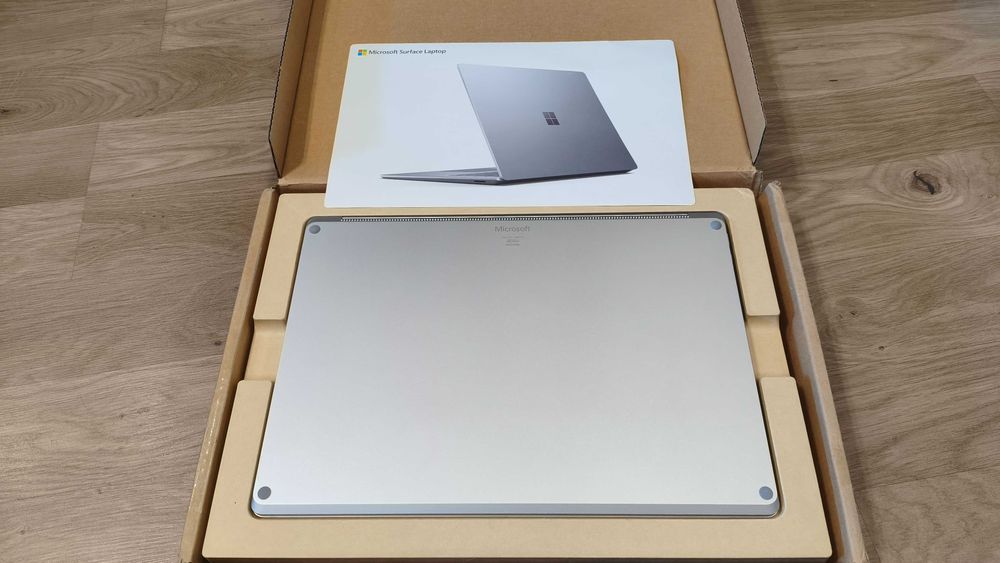 microsoft surface laptop 2 - купити ноутбуки - Ціна на OLX.ua