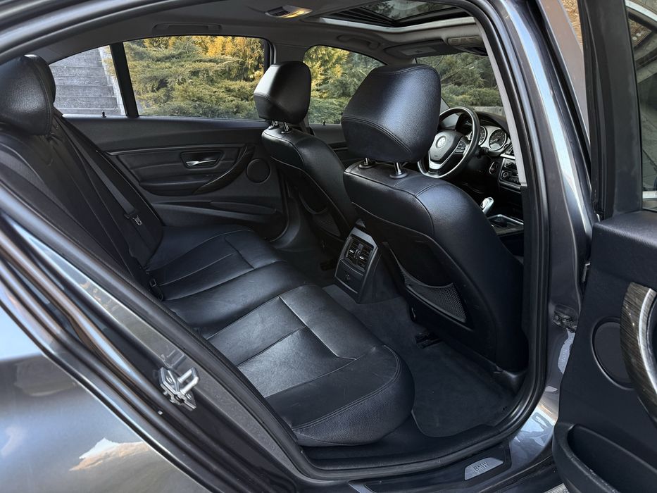 BMW f30  328i 2013 рік