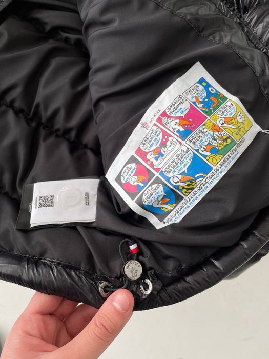 пуховик Moncler
