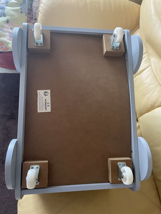 Carro porta brinquedos da  VERTBAUDET