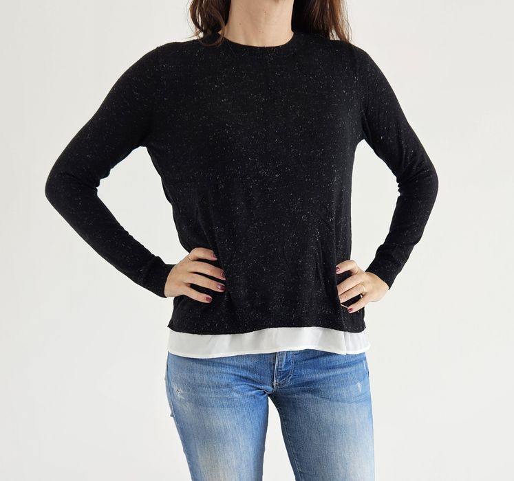 Camisola preta com abertura atrás S