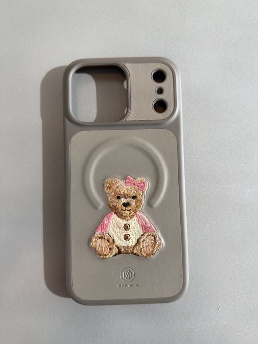 Zuck Bear Everley Grey MagSafe – iPhone 17 Pro Max