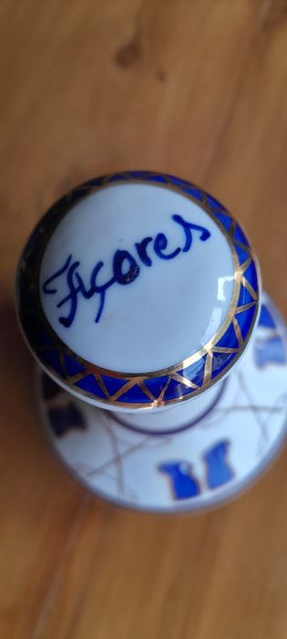 Antiga garrafa de licor