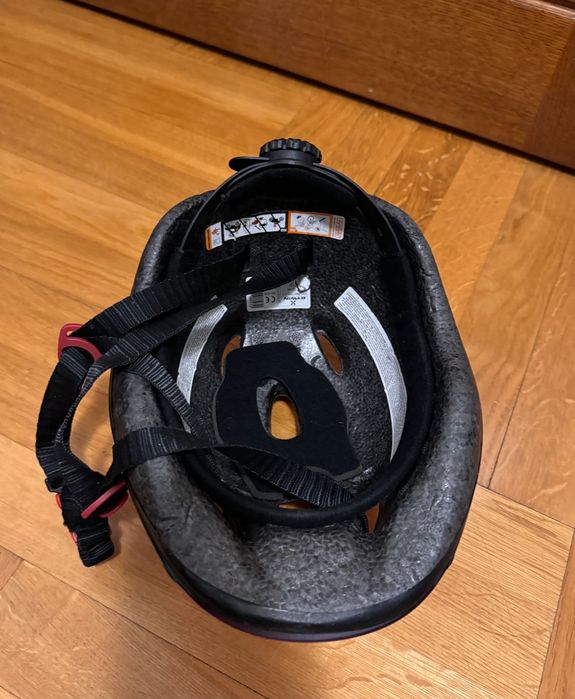 Kask rowerowy Suzuki